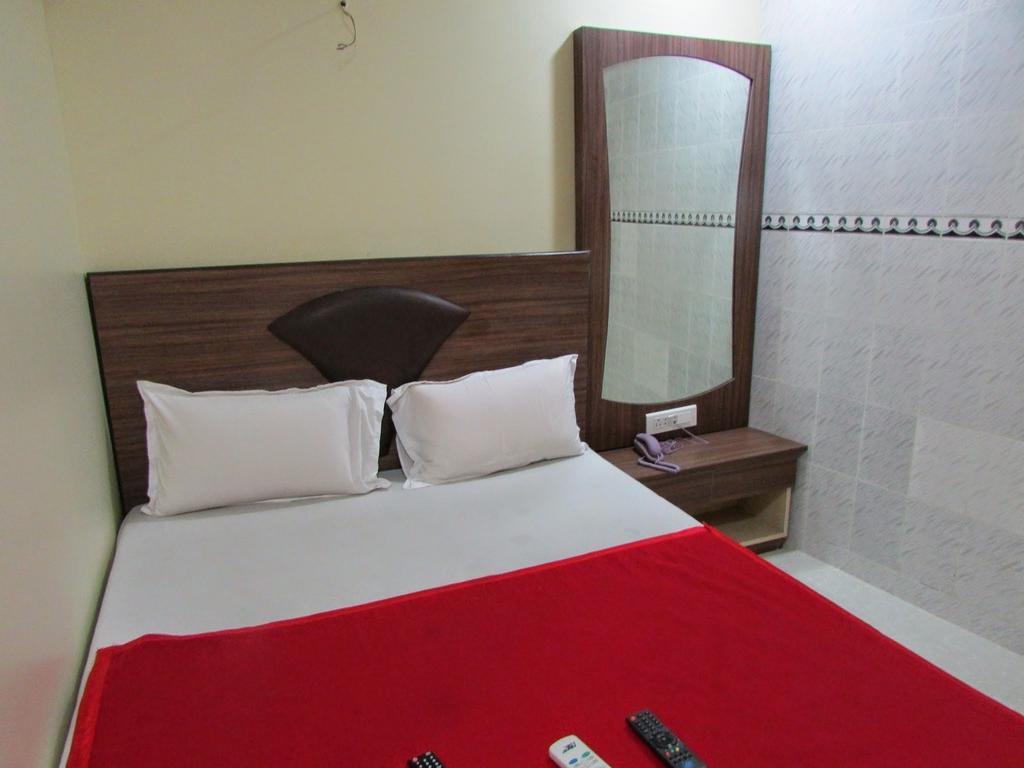 Royal Annex Hotel Mumbai Szoba fotó